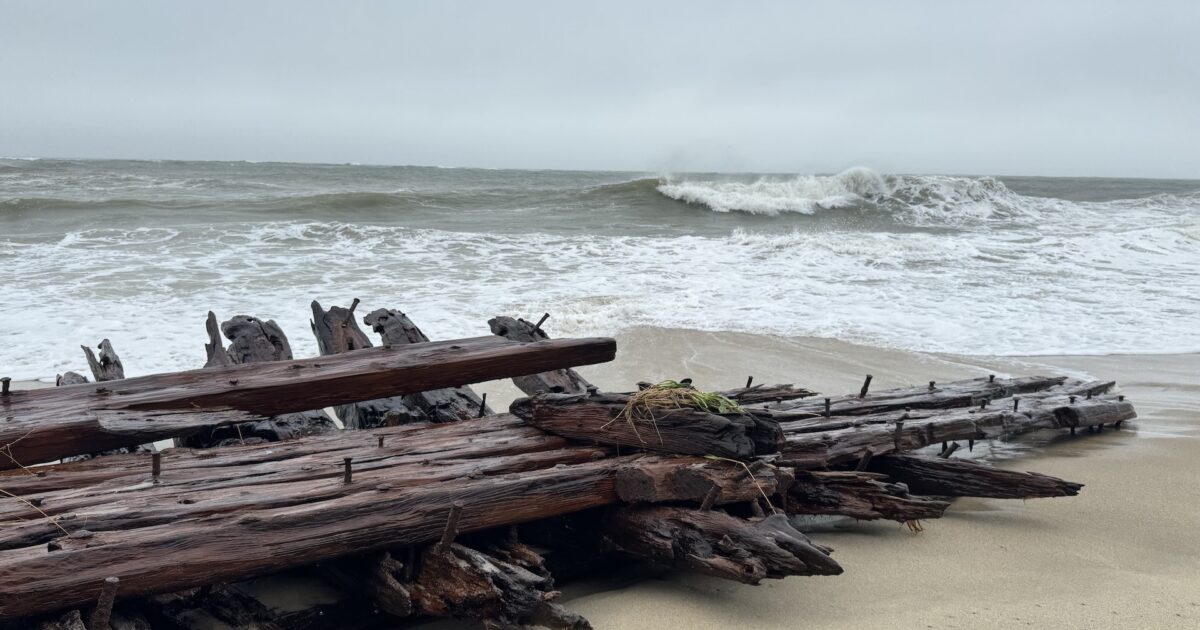 Nor'Easter Uncovers Large Shipwreck Fragment On Nantucket's South…