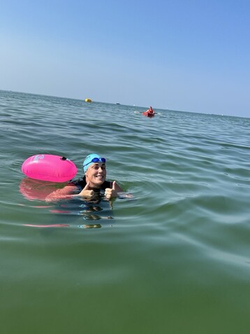 Natalie Thompson Swimming Large
