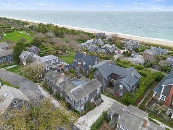 25 Broadway Siasconset