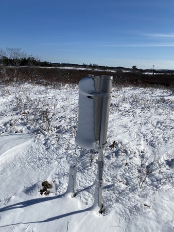 Snow in the NOAA gauge in 2022