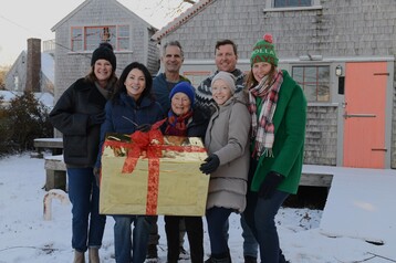 Holiday wash st photo 2025