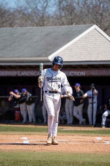 4 4 26 Var Baseball 7 Large