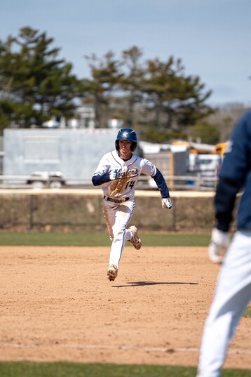 4 4 26 Var Baseball 53 Large