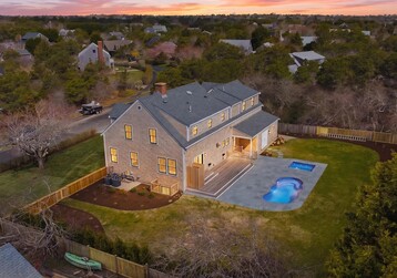 10 Rudder Lane