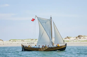 Shallop pilgrims plymouth 90795703925016f343d8c6fdf4136d9c