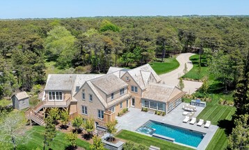 15 Deer Run Road