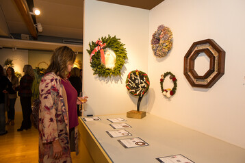Festival of Wreaths 1